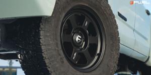 Toyota Tundra with Fuel 1-Piece Wheels Hype - FC860MX
